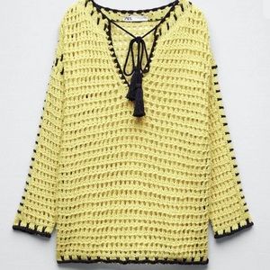 ZARA YELLOW KNIT SWEATER WITH CONTRAST TOPSTITCHING SIZE S